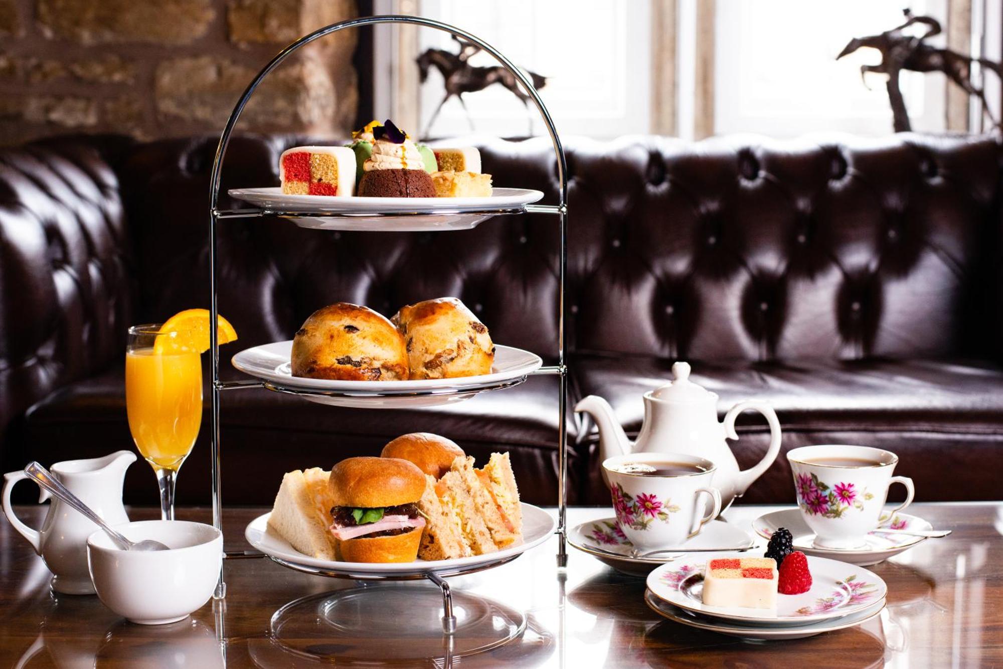 Santo'S Higham Farm Hotel ألفريتون المظهر الخارجي الصورة